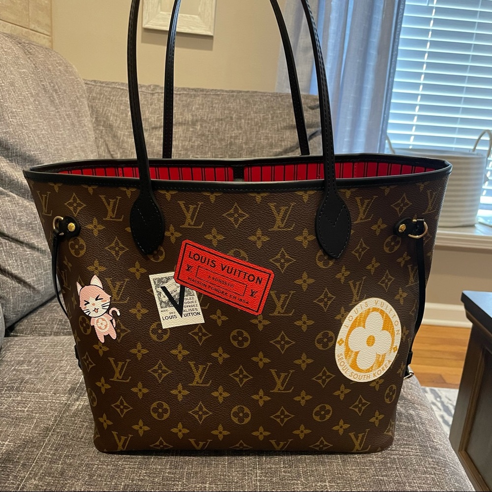 LV World Tour Neverfull MM